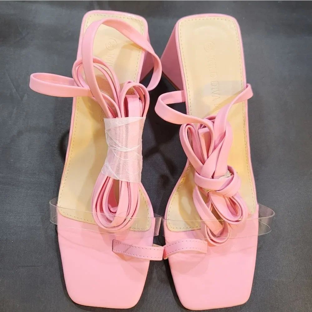 BRAND NEW WILD DIVA LOUNGS SQUARE TOE HEELS SANDAL